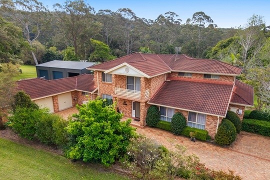 Expansive 6-Bedroom Layout Built for Living